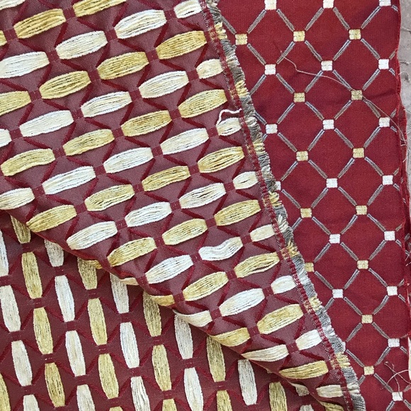 Decorating Fabric Remnant - Picture 3 of 4